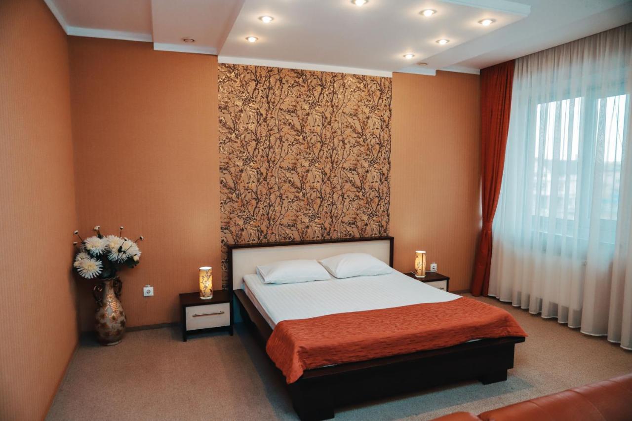 Готель Релакс Korostyshiv Extérieur photo